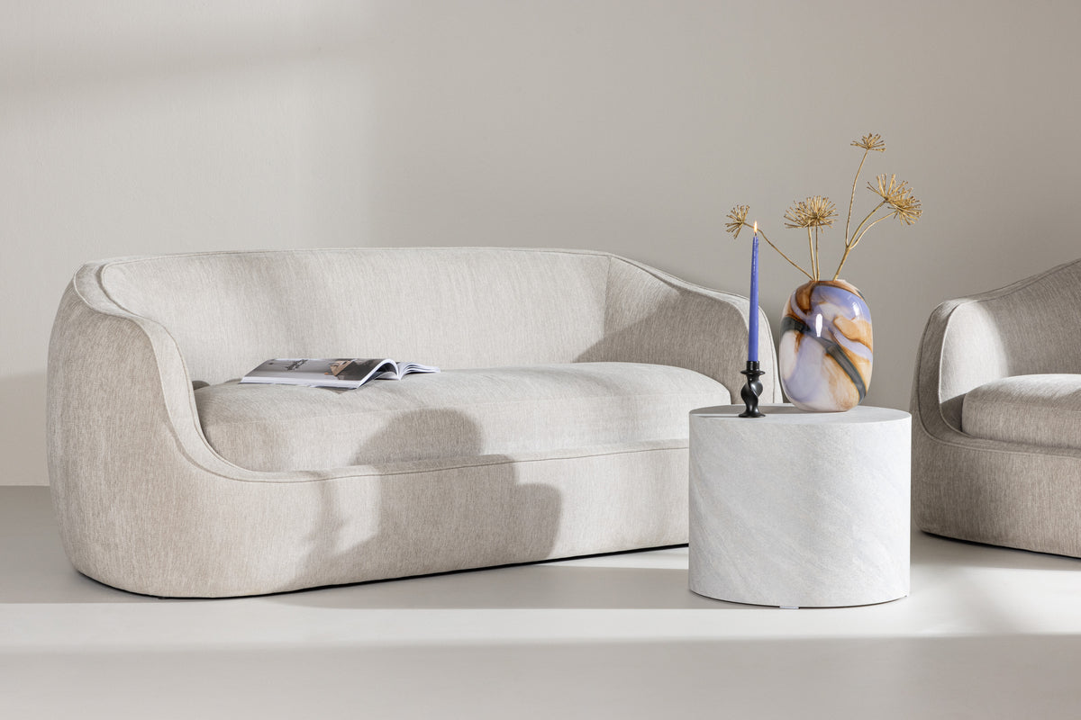 Tendance-mobilier-2025-créativité-audace-et-éthique-quels-meubles-adopter Loome